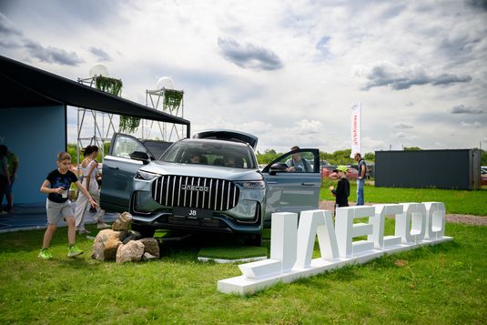 БРЕНДЫ OMODA И JAECOO ПРИНЯЛИ УЧАСТИЕ В «ЗА РУЛЕМ ФЕСТ»